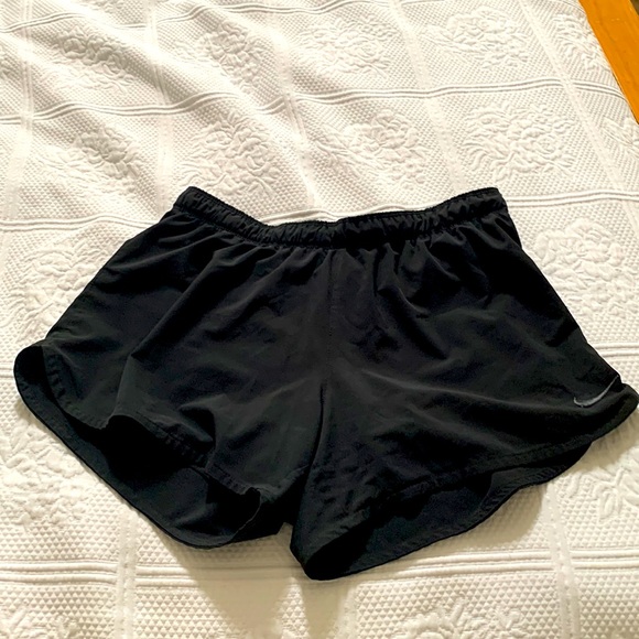 Black Nike Shorts - Picture 1 of 1